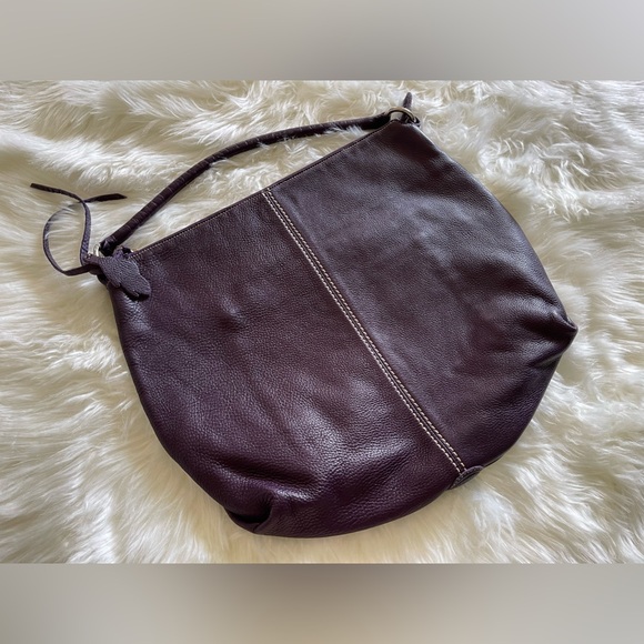 ROOTS Large Purple Leather Shoulder Bag - Picture 3 of 16